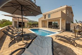 Holiday Home Solea with pool - 3