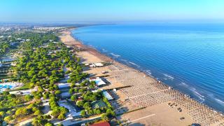 Beachside Apartment With Garden 283 - 0