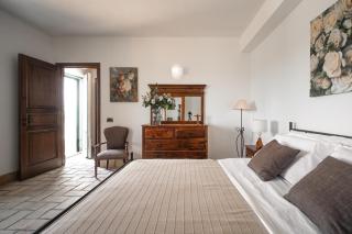 Oasi Orange Villa with Jacuzzi - 4