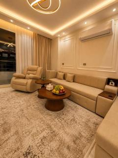 Luxury Seafront Apartment Panoramic Sea View - 7