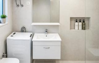 Awesome Apartment In Mimice With Wifi - 6