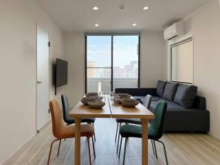 b hotel Lafort honkawa - New 2BR Apt 5 min Walk to Peace Park Sleeps 6 - 2