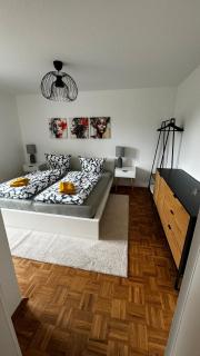 StayinDresden de Elbjuwel-Apartment Kingsize-Bett - 2