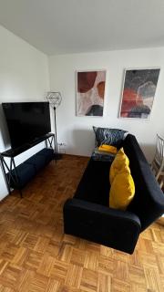 StayinDresden de Elbjuwel-Apartment Kingsize-Bett - 1