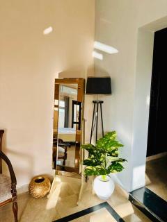 Private Balcony Suite Separate Entrance Garden - 7