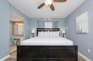 Mariner Lakes 40 condo - 1