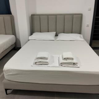 Kos-Takis Suites & Apartments - Himarë - 3