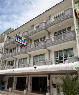 THE BEACH INN Cha-Am - 5