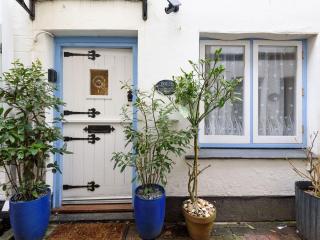 Dolls Cottage - 0