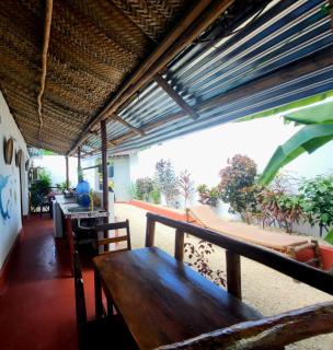 Mzee House - 7