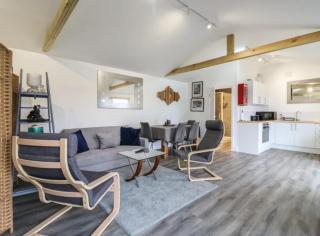 THE KABIN , haymans wharf - 3