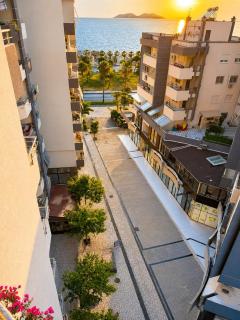Vlora Bay Apartment - 0