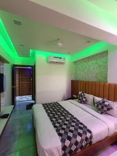 Hotel Metro Ac Rooms - 9
