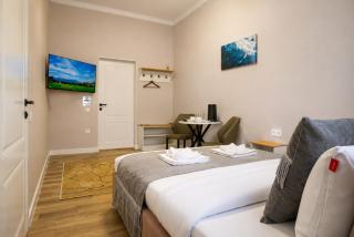 AVANT Hotel - 1