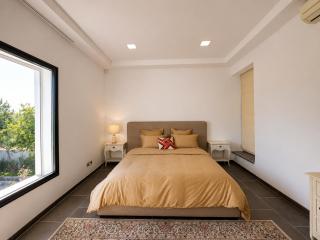 Villa Solis Elegant Villa with Private Pool - 8