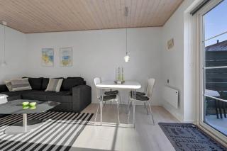 Lyst Og Indbydende Feriehus Sj582 - 8