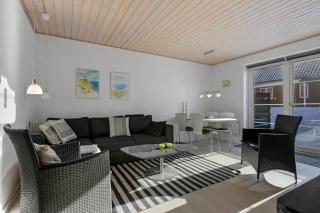 Lyst Og Indbydende Feriehus Sj582 - 7