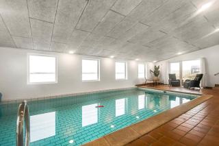 Moderniseret, Flot Poolhus Til 8 Personer Sj270 - 8