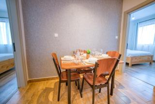 Luxury 2BR Apt En-suite at Wilma Towers ,Pool &Gym - 4