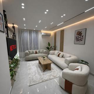 Zamalek 2BR Modern Stay - Partial Nile View - 7