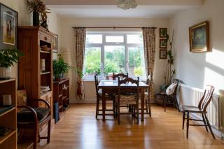 Garden Retreat with Views & Parking - 9