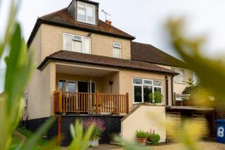 Garden Retreat with Views & Parking - 5