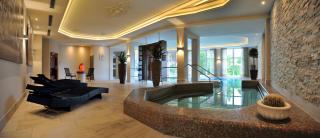 Kurhotel Grüttner mit eigenem Sole Thermal Schwimmbad 32 Grad und Saunalandschaft - 7