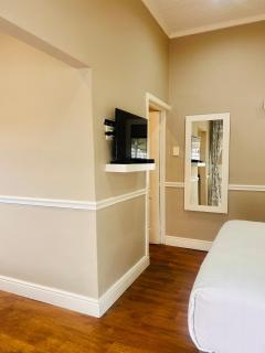 Hidden Villas Guesthouse - 7