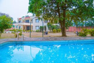 Luxotica Greens - 6 BHK Luxury Villa in Chattarpur - 8