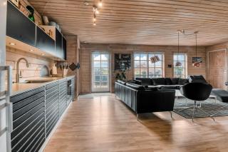 Beautiful Log House With Free Wi-Fi-Sj655 - 1