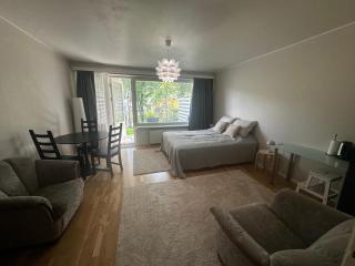 Peaceful studio apartment with a terrace - 0