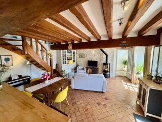 La Maison des Roses, maison de charme 4 personnes avec un jardin et parking privé - 7