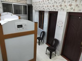 CN Comforts Hotel & Dormitory - 4