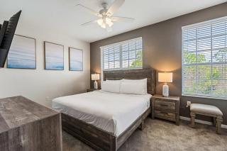 8001 Cool Breeze Dr 117 - 6