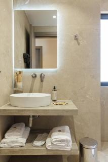 Hotel Pergamus - Ksamil - 1