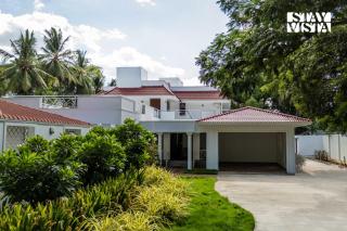 StayVista at Villa Aruna with Board Games, AC - 0