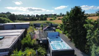 Caesars Spa Retreat with Heated Swim Spa & Waterfall Gardens - 8