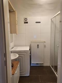 Holiday Home up to 5 Guests - 9