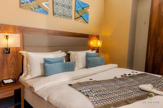 Hotel La Falaise Bonapriso - 6