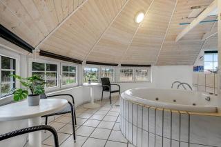 Thatched House With Spa, Sauna, And Pool - Sj590 - 5
