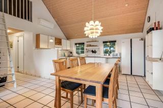 Thatched House With Spa, Sauna, And Pool - Sj590 - 1