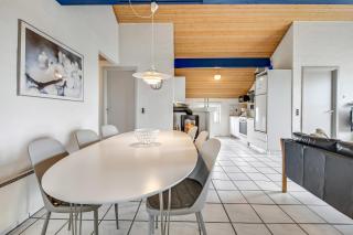 Holiday Home With Pool, Spa & Sauna Sj-942 - 2