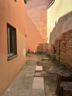 Studio Faenza, Giardino, AC, vicino Ospedale - 6