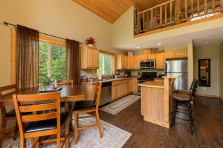 Nature Acres by NW Comfy Cabins - 2
