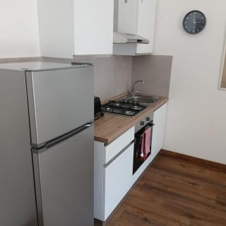 Studio Faenza, Giardino, AC, vicino Ospedale - 2