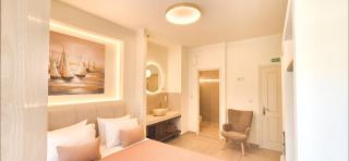 Knossos Suite - 8