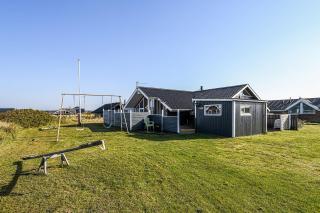 Hyggeligt Og Velholdt Feriehus I Vejlby Klit - 2