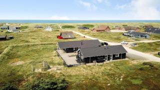 Large Home W Pool & Fun By The North Sea - Sj300 - 0