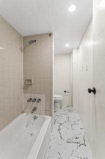 Spacious Washington Heights Studio Near Transit - 3