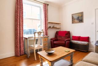 Spacious Pretty home in Old Totterdown - 6